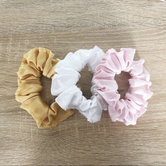 Scrunchies - Picture 3 of 6